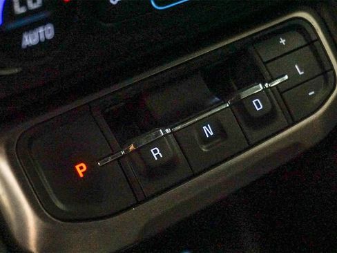 Used 2020 GMC Acadia AT4 image 19