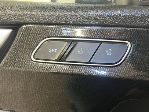 Used 2022 Hyundai Palisade Limited image 27