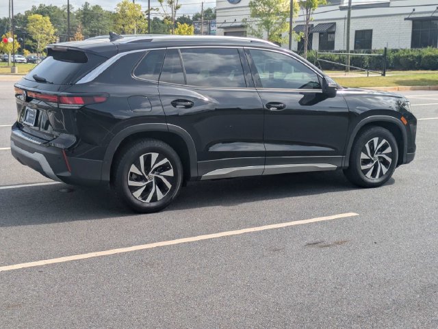 Certified 2026 Volkswagen Tiguan S FWD image 4