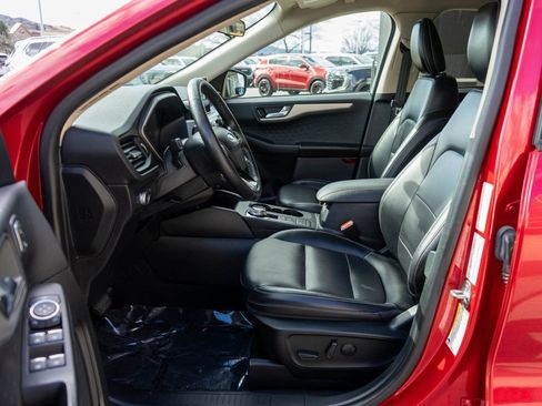 Used 2020 Ford Escape SEL image 11