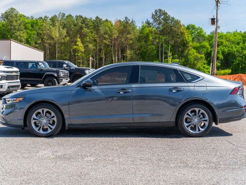 Used 2024 Honda Accord EX image 4
