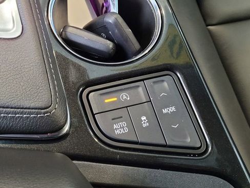 Certified 2023 Cadillac CT4 Luxury w/ Sun And Sound Package image 13