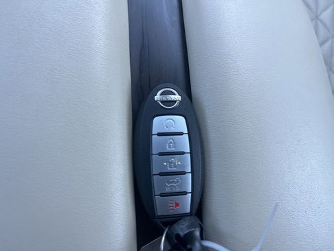 Used 2023 Nissan Murano Platinum w/ Cargo Package image 22