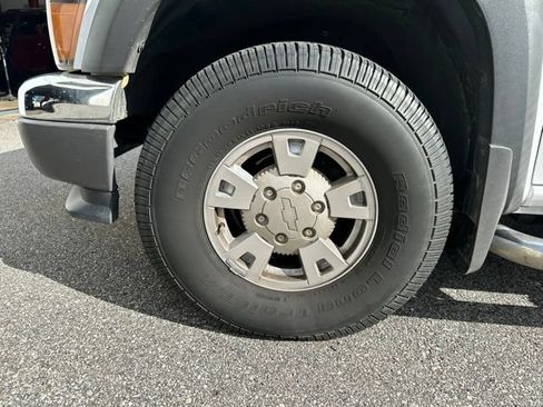 Used 2004 Chevrolet Colorado LS RWD image 9