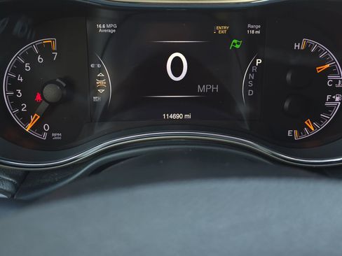 Used 2015 Jeep Grand Cherokee Overland AWD/4WD image 18