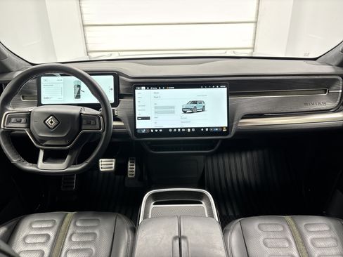 Used 2023 Rivian R1S Launch Edition AWD/4WD image 27