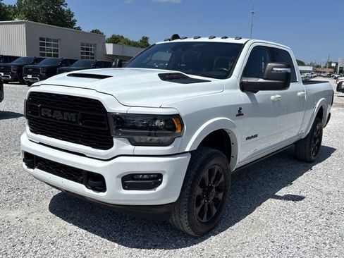 Used 2024 RAM 2500 Limited AWD/4WD image 11