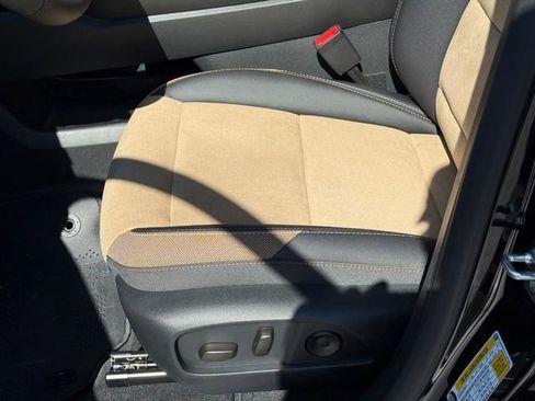 New 2026 Chevrolet Equinox ACTIV w/ Convenience Package III AWD/4WD image 13