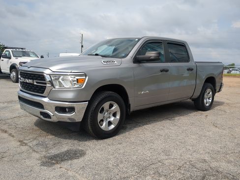 Used 2023 RAM 1500 Big Horn AWD/4WD image 6