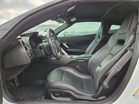 Used 2017 Chevrolet Corvette Stingray Coupe w/ 1LT image 9