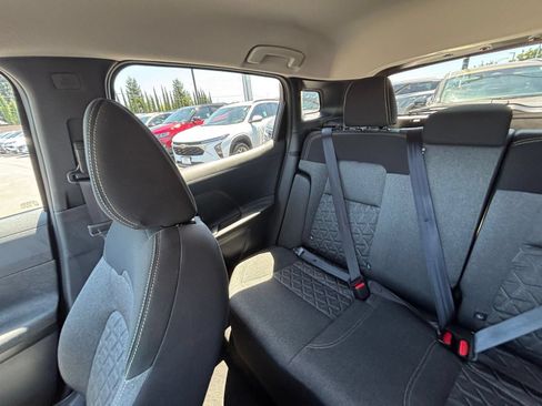 Used 2026 Nissan Kicks SV w/ Cold Weather Package FWD image 38