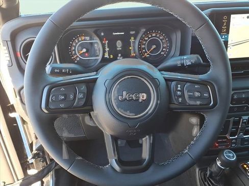 New 2026 Jeep Gladiator Rubicon image 15