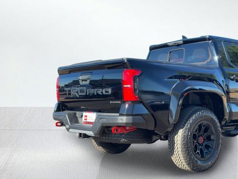 Certified 2025 Toyota Tacoma TRD Pro image 10
