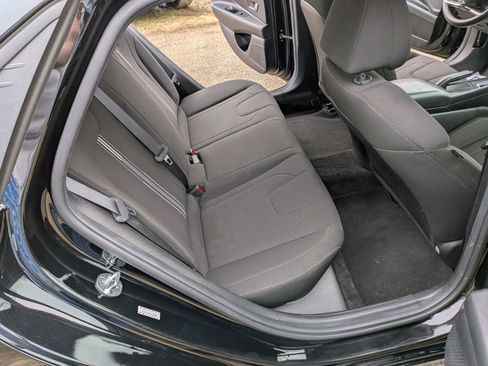 Used 2021 Hyundai Elantra SEL image 30