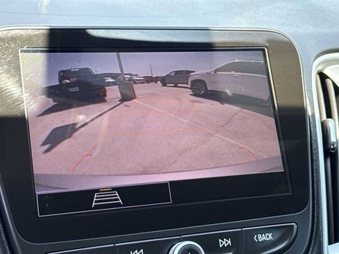 Used 2022 Chevrolet Malibu LS FWD image 24