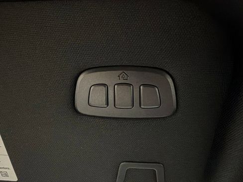 Used 2026 Lincoln Nautilus Reserve AWD/4WD image 23