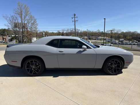 Used 2022 Dodge Challenger SXT w/ Blacktop Package image 14
