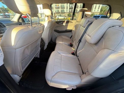 Used 2017 Mercedes-Benz GLS 450 4MATIC image 19