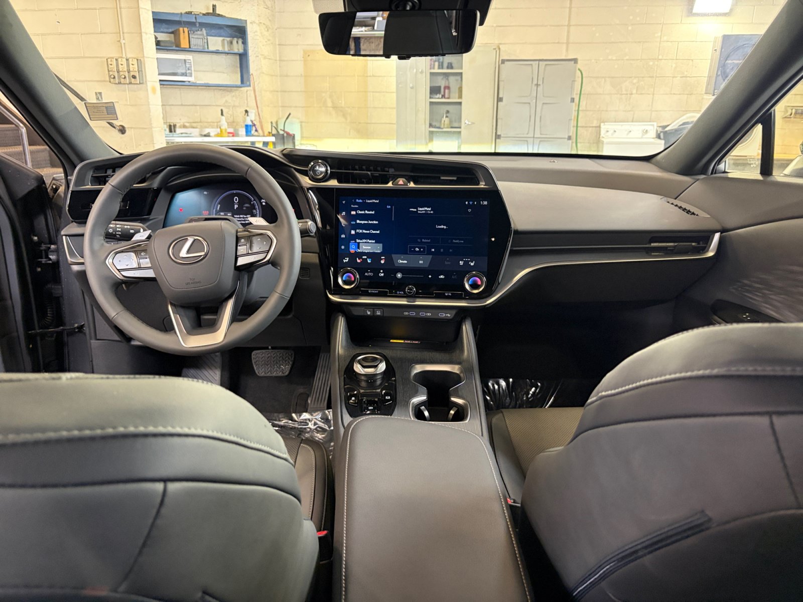 Used 2026 Lexus RZ 450e AWD w/ Technology Package image 20