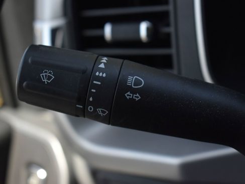 Used 2022 Ford F150 XLT image 21