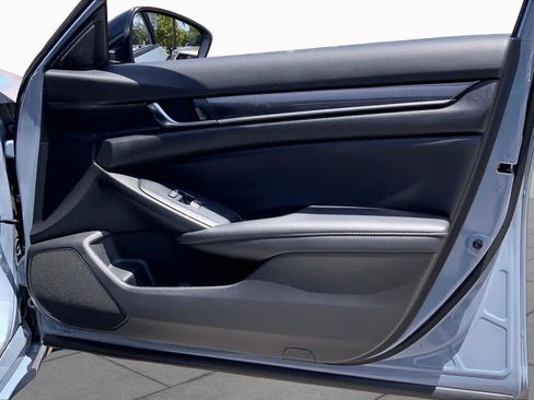 Used 2022 Honda Accord Sport image 22