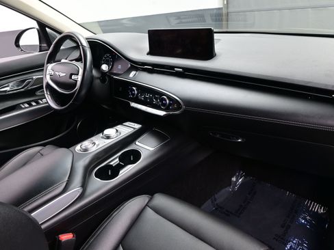 Used 2022 Genesis GV70 2.5T w/ Select Package image 15