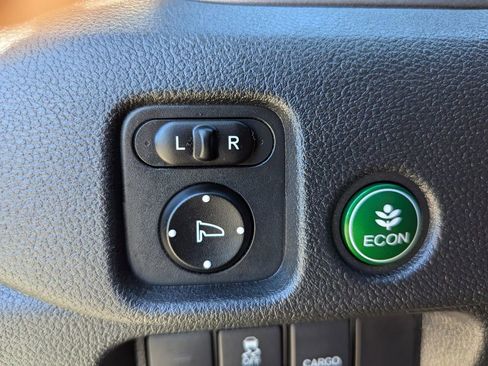 Used 2020 Honda Ridgeline Sport image 25