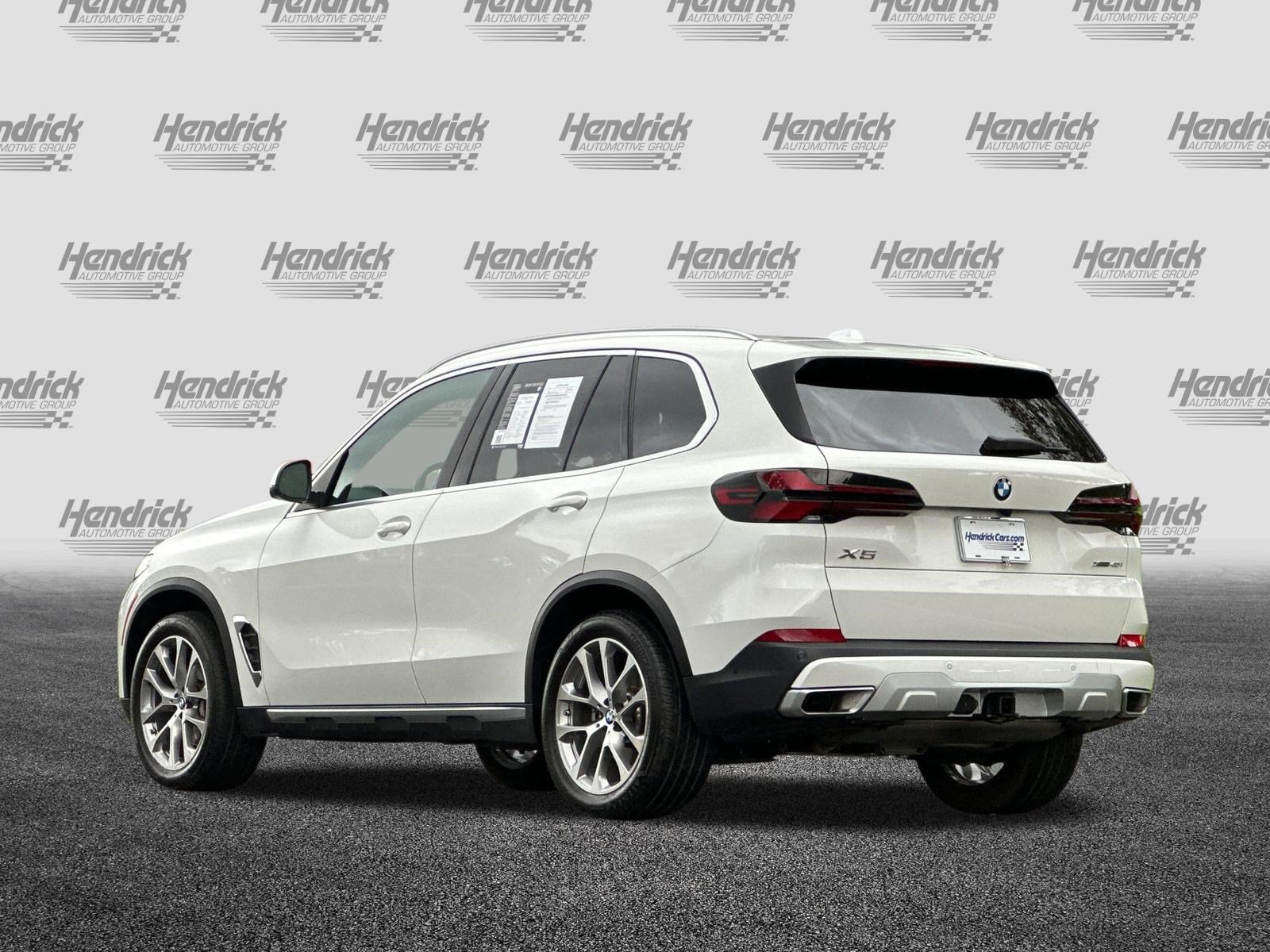 Certified 2024 BMW X5 xDrive40i w/ Premium Package AWD/4WD image 7