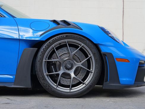 Used 2023 Porsche 911 GT3 RS w/ Weissach Package RWD image 59