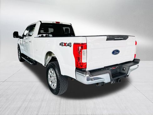 Used 2017 Ford F350 Lariat AWD/4WD image 8