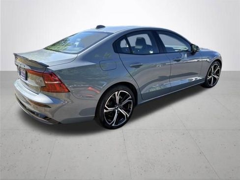 Used 2024 Volvo S60 B5 Core AWD/4WD image 6