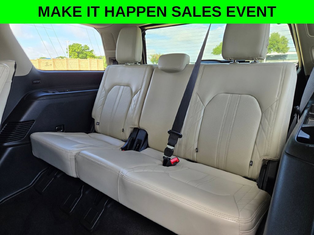 Used 2021 Ford Expedition Platinum RWD image 16