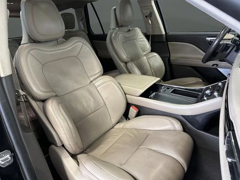 Used 2020 Lincoln Aviator Reserve w/ Equipment Group 202A image 33