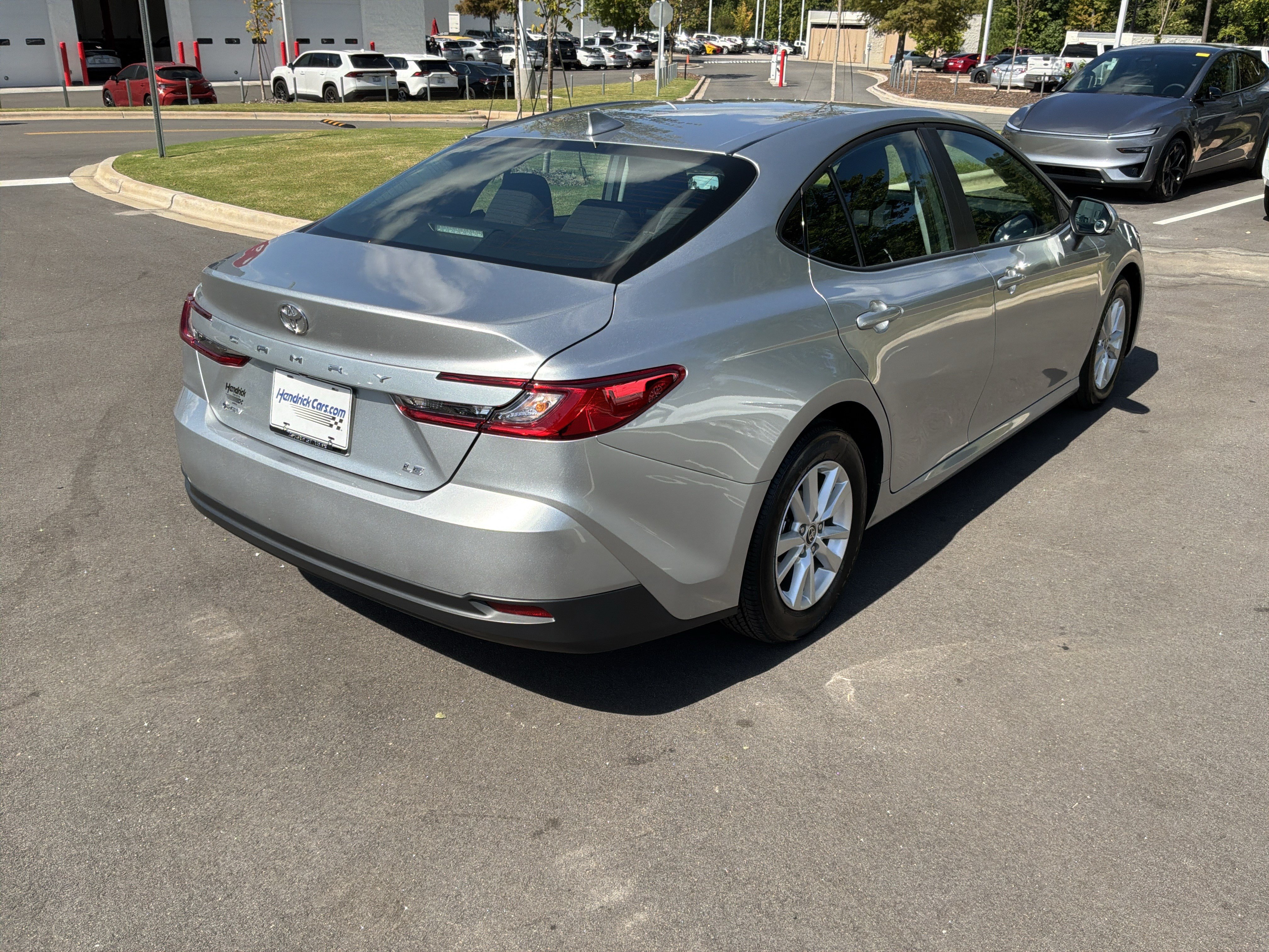 Used 2026 Toyota Camry LE FWD image 10