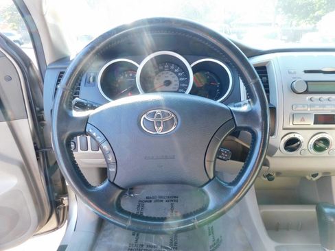 Used 2008 Toyota Tacoma PreRunner image 8