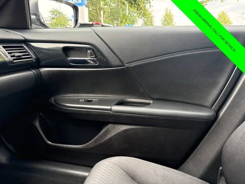 Used 2013 Honda Accord Sport image 31