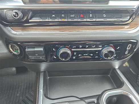 Used 2024 Chevrolet Silverado 1500 LT Trail Boss w/ Protection Package image 25