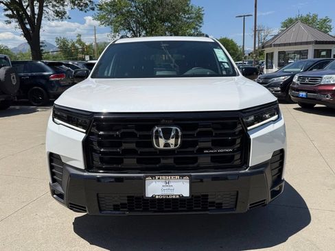 Certified 2026 Honda Pilot Black Edition image 11