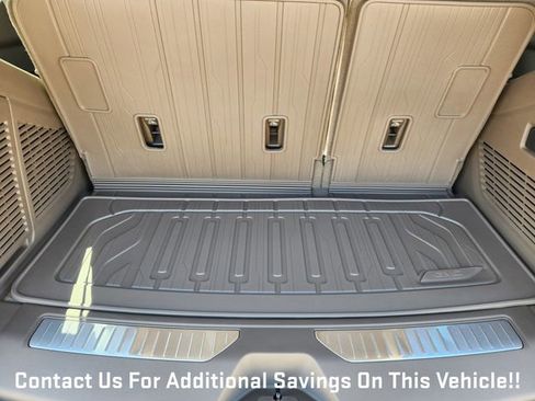 New 2026 GMC Yukon Denali w/ Sun & Power Step Package AWD/4WD image 24