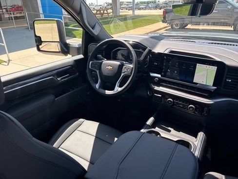 New 2026 Chevrolet Silverado 2500 LTZ w/ LTZ Premium Package AWD/4WD image 29