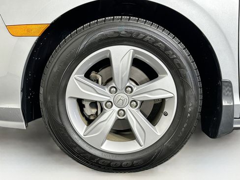 Used 2018 Honda Odyssey EX-L image 11