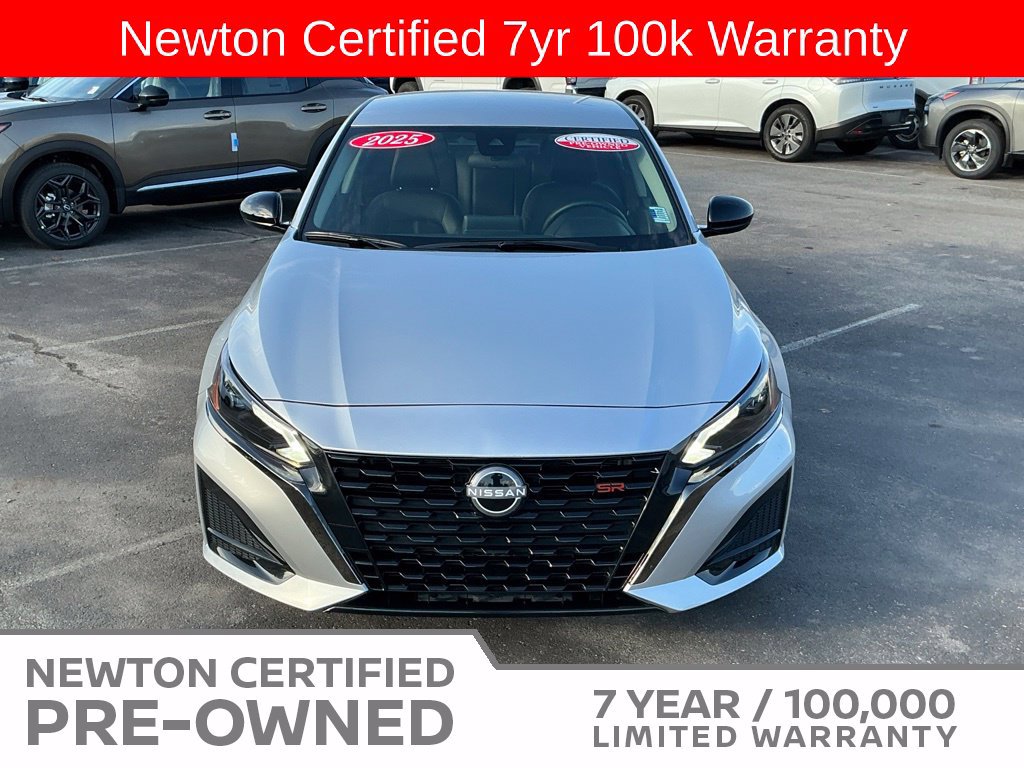 Used 2025 Nissan Altima 2.5 SR FWD image 19