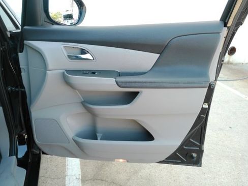 Used 2015 Honda Odyssey EX-L image 20