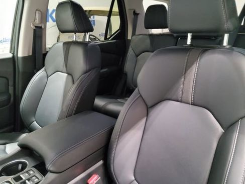 Certified 2025 Honda Pilot EX-L image 16