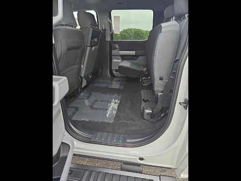 New 2025 Ford F250 XLT w/ Black Appearance Package image 26