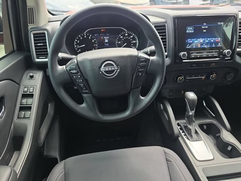 Certified 2024 Nissan Frontier SV w/ Technology Package RWD image 12