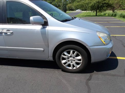 Used 2006 Kia Sedona EX FWD image 29