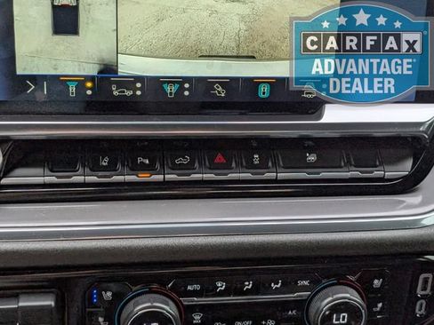 Used 2024 Chevrolet Silverado 2500 High Country w/ High Country Premium Package AWD/4WD image 10