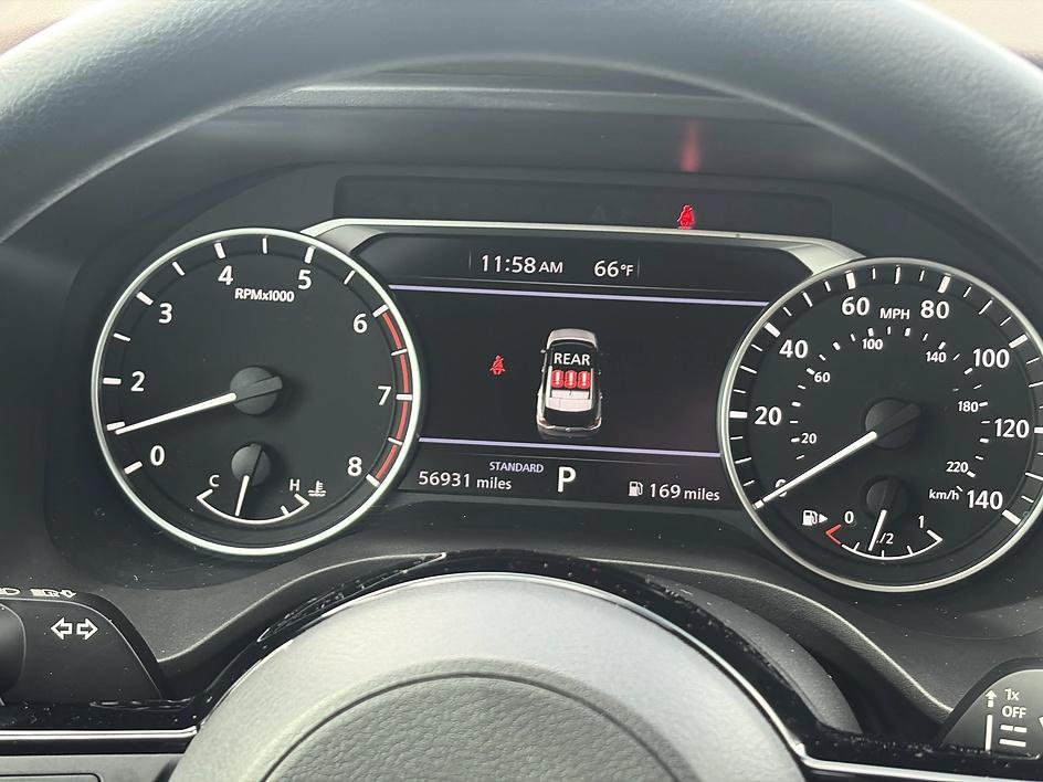 Certified 2023 Nissan Rogue SV FWD image 31