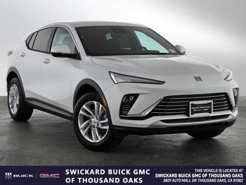 New 2025 Buick Envista Preferred w/ Convenience I Package image 1